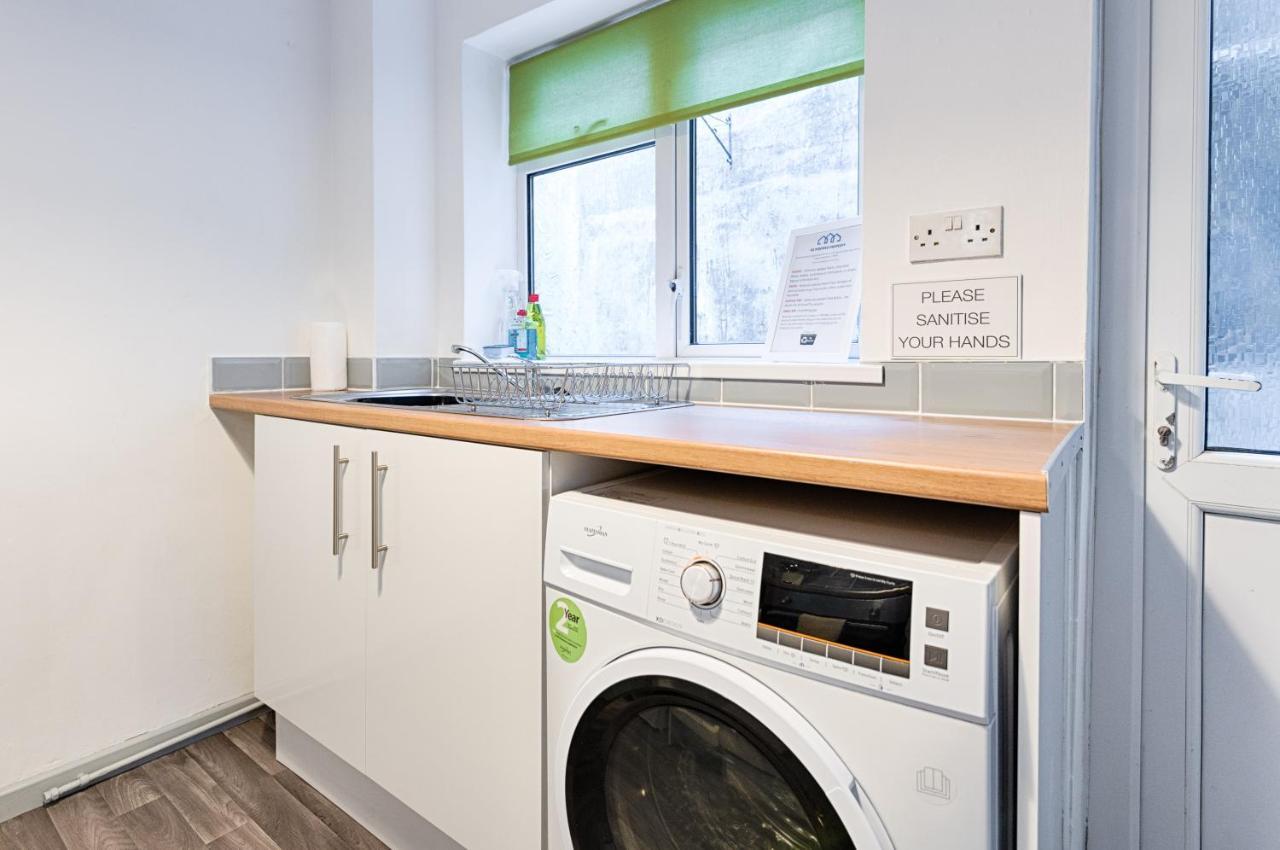 City Centre, Parking, Smart Tv'S In All Rooms Суонзи Екстериор снимка