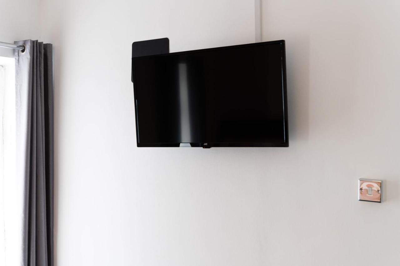 City Centre, Parking, Smart Tv'S In All Rooms Суонзи Екстериор снимка