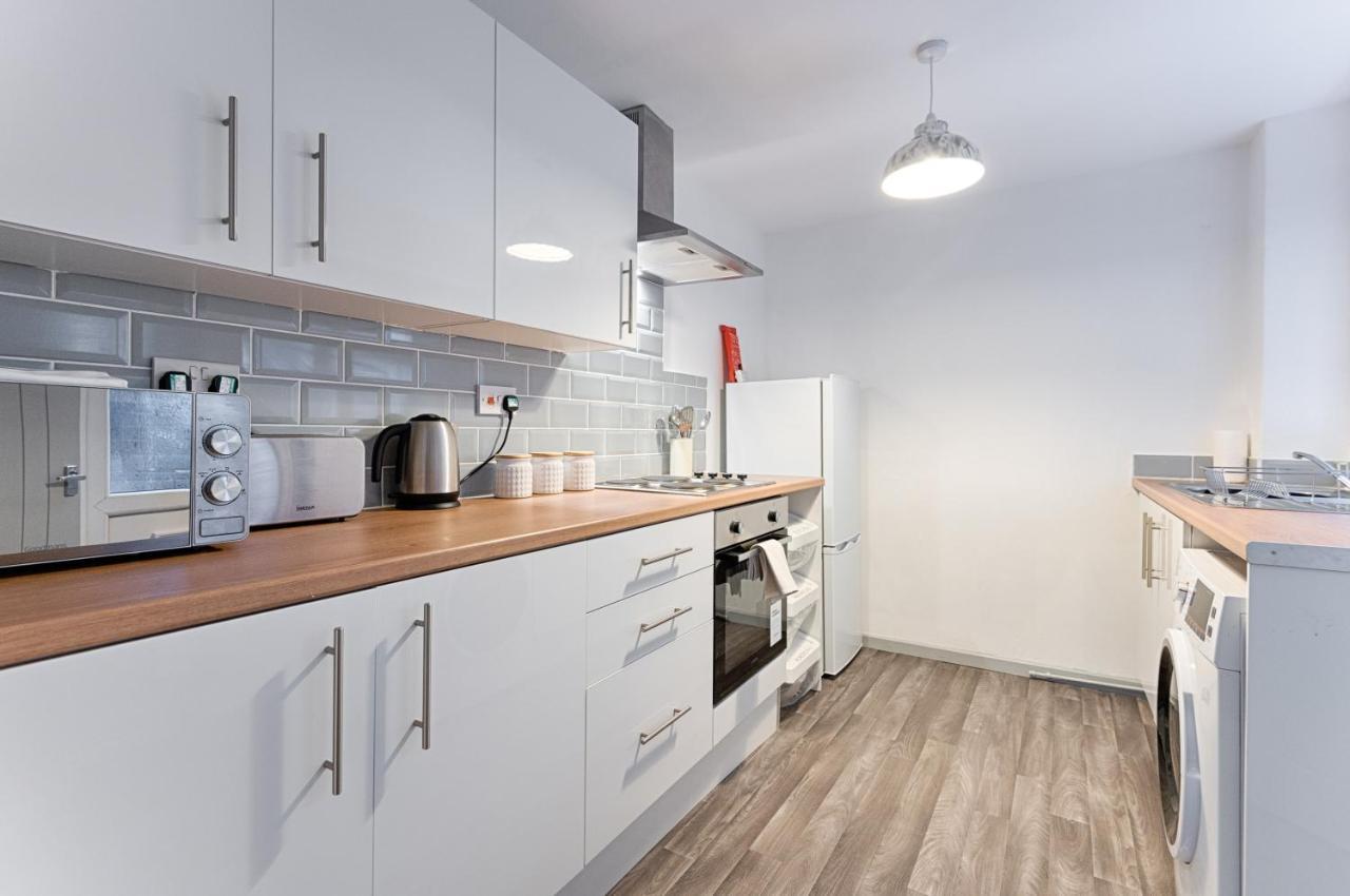 City Centre, Parking, Smart Tv'S In All Rooms Суонзи Екстериор снимка